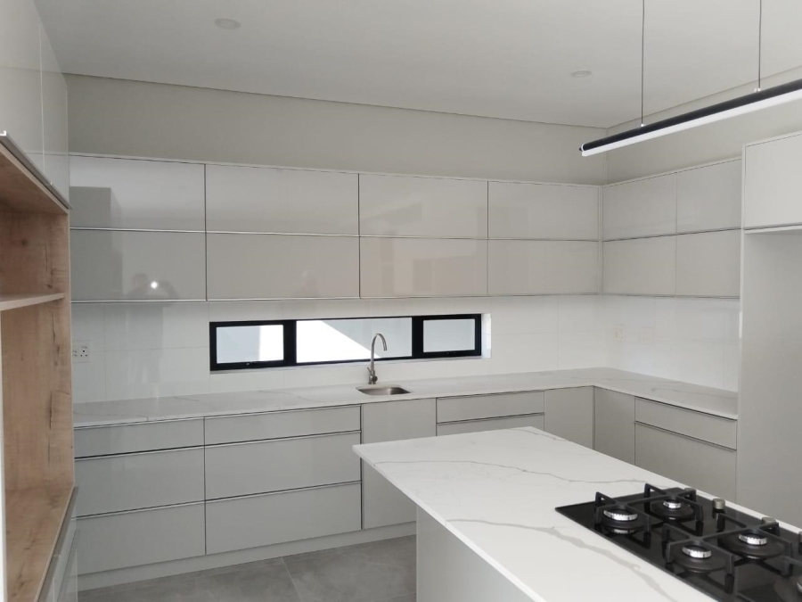 4 Bedroom Property for Sale in Sandown Western Cape